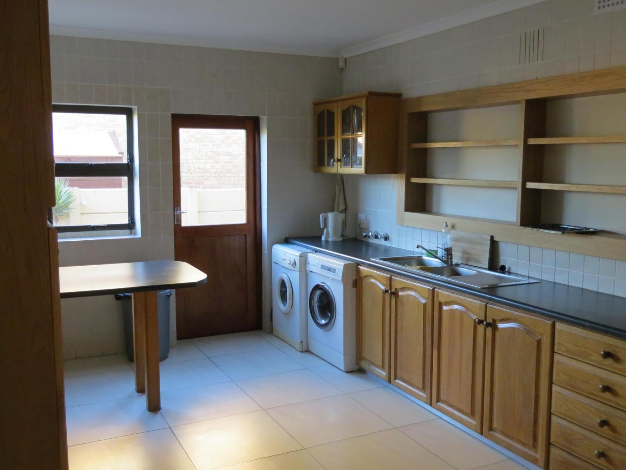 Cape Oasis Guesthouse Bloubergstrand Ngoại thất bức ảnh