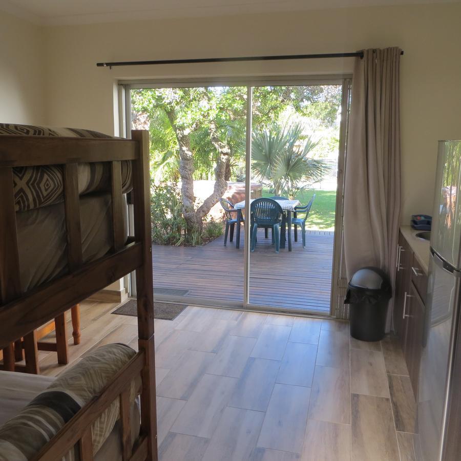 Cape Oasis Guesthouse Bloubergstrand Ngoại thất bức ảnh